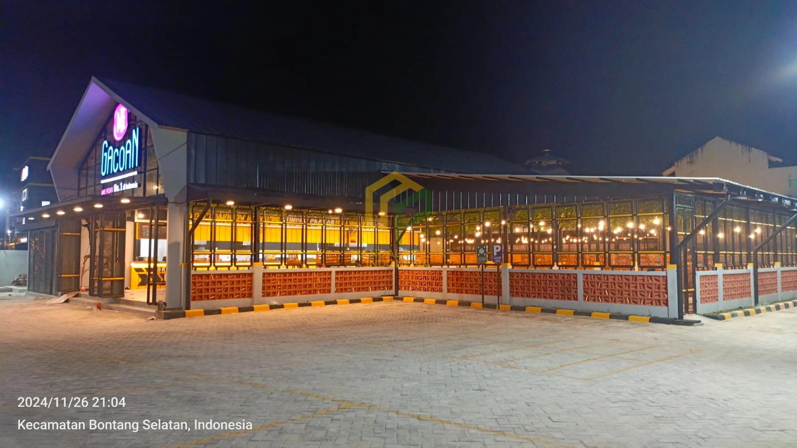 Bangunan Komersial ©Mandala Pilar