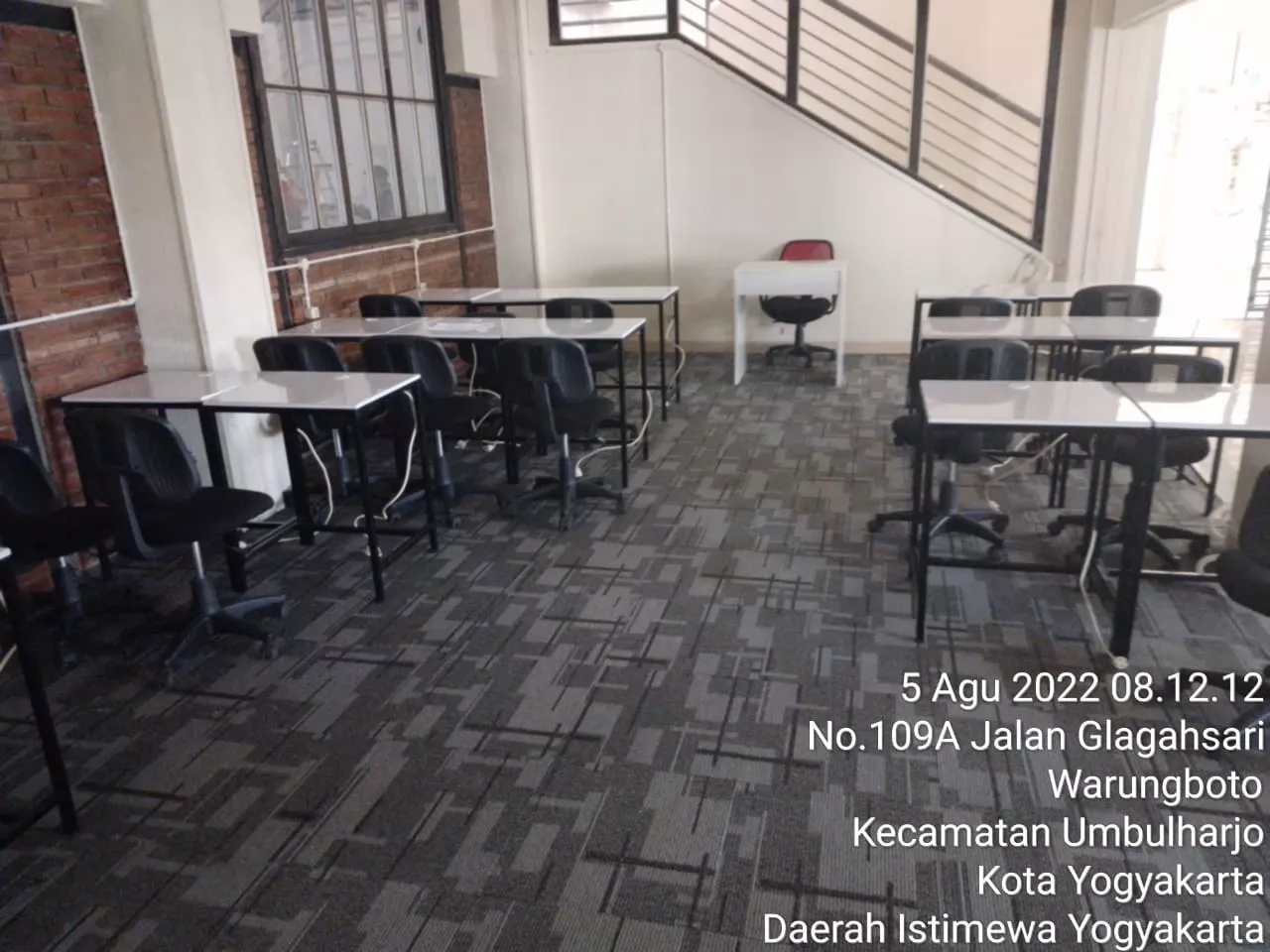 Kantor Ninja Xpress Yogyakarta, hasil pekerjaan interior, dan MEP oleh PT Mandala Pilar Indonesia.