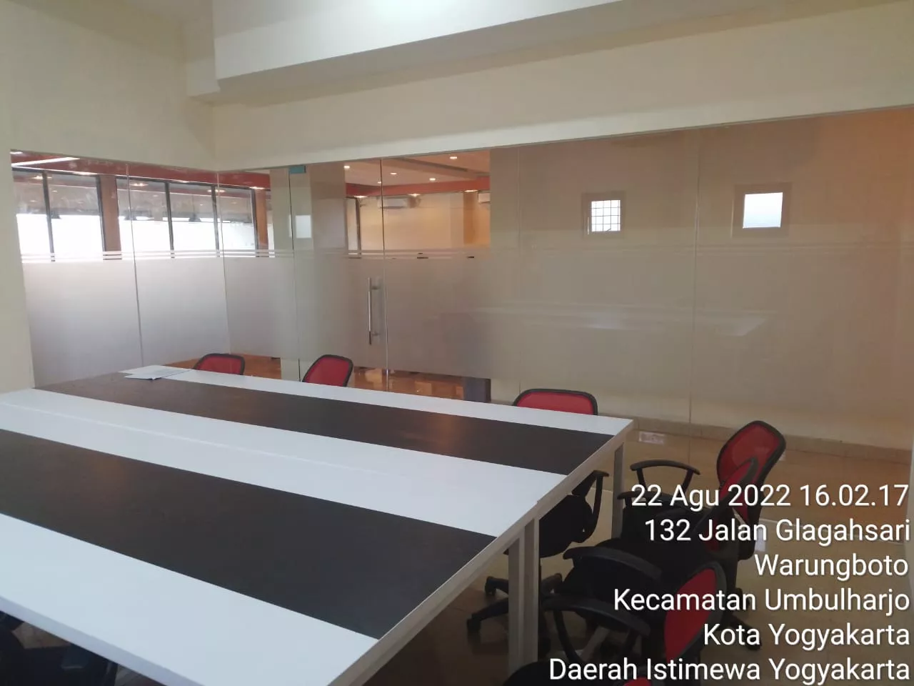 Kantor Ninja Xpress Yogyakarta, hasil pekerjaan interior, dan MEP oleh PT Mandala Pilar Indonesia.