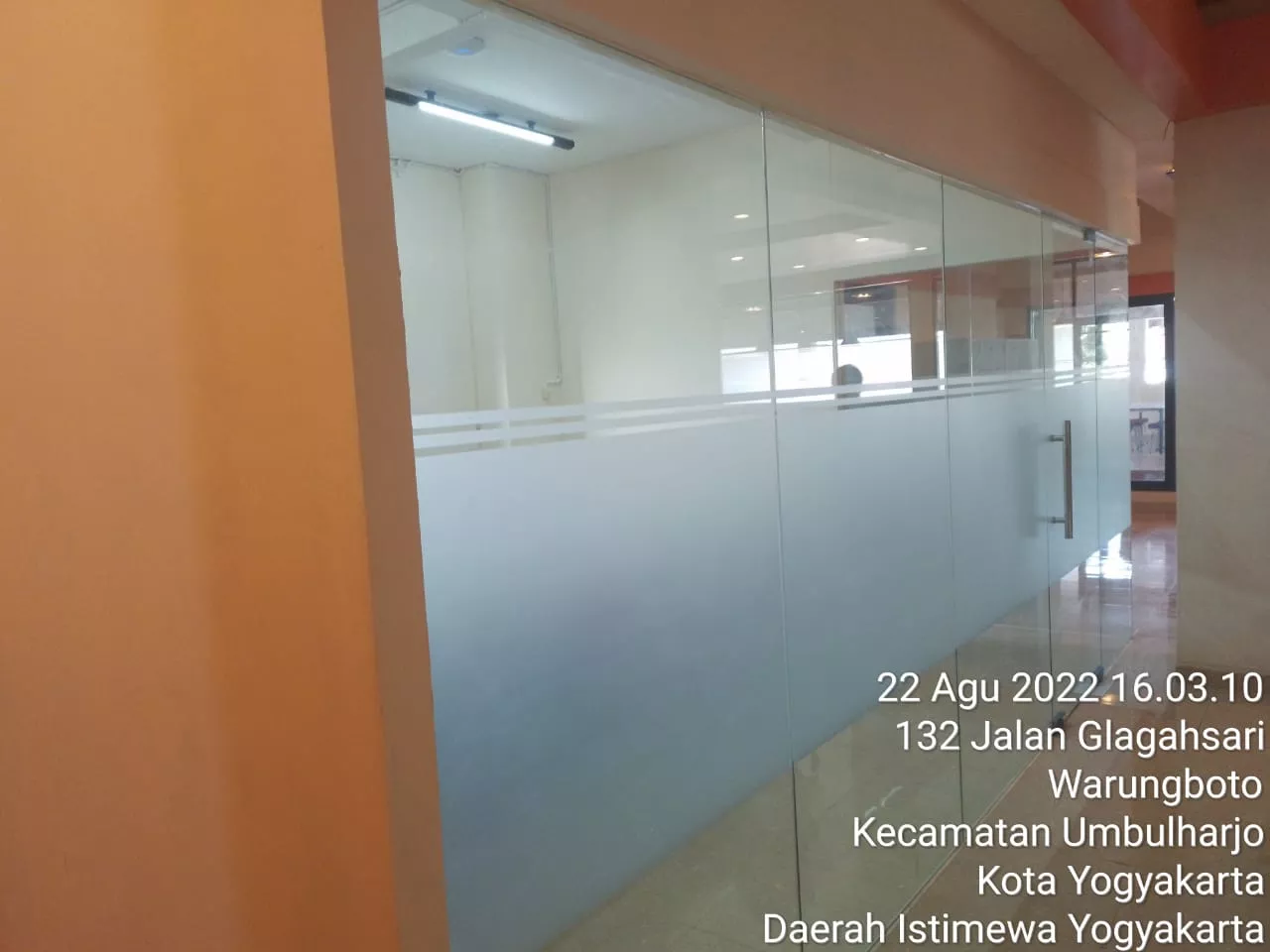 Kantor Ninja Xpress Yogyakarta, hasil pekerjaan interior, dan MEP oleh PT Mandala Pilar Indonesia.