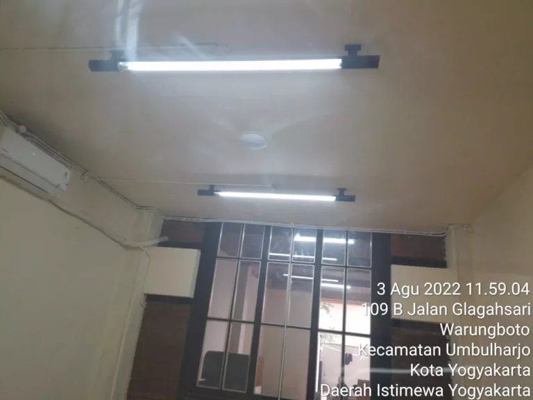Kantor Ninja Xpress Yogyakarta, hasil pekerjaan interior, dan MEP oleh PT Mandala Pilar Indonesia.
