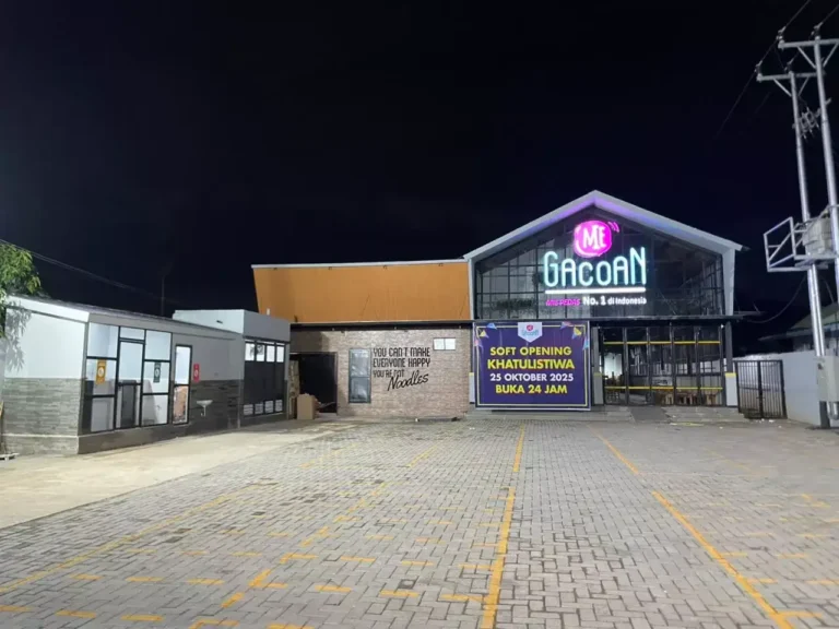 Resto Mie Gacoan Pontianak, hasil pekerjaan sipil, interior, dan MEP oleh PT Mandala Pilar Indonesia.