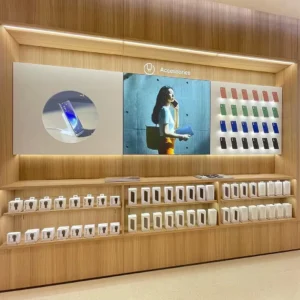 Interior dan fit-out OPPO Experience Store Supermal Karawaci, salah satu portofolio pekerjaan interior Mandala Pilar Indonesia.
